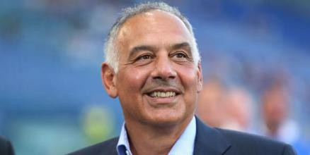欧美猛男男办公室激情