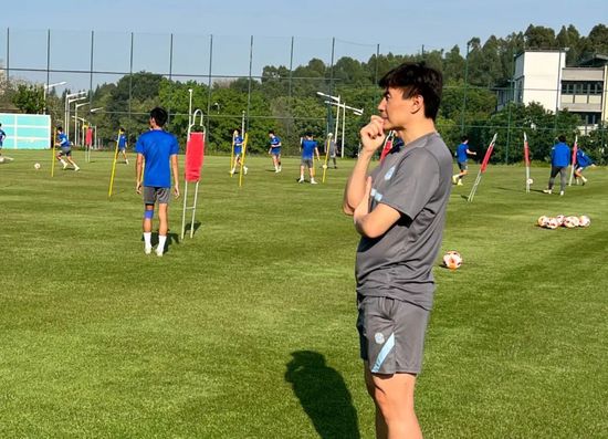 国模私拍在线视频