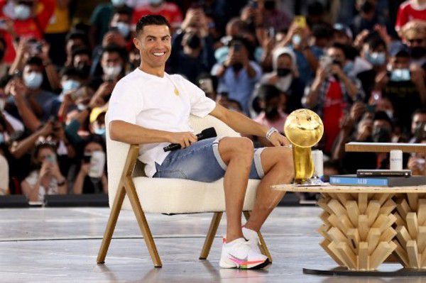 成人深夜视频在线观看